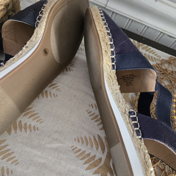 Lucky Brand Navy Flats - Picture 3 of 5